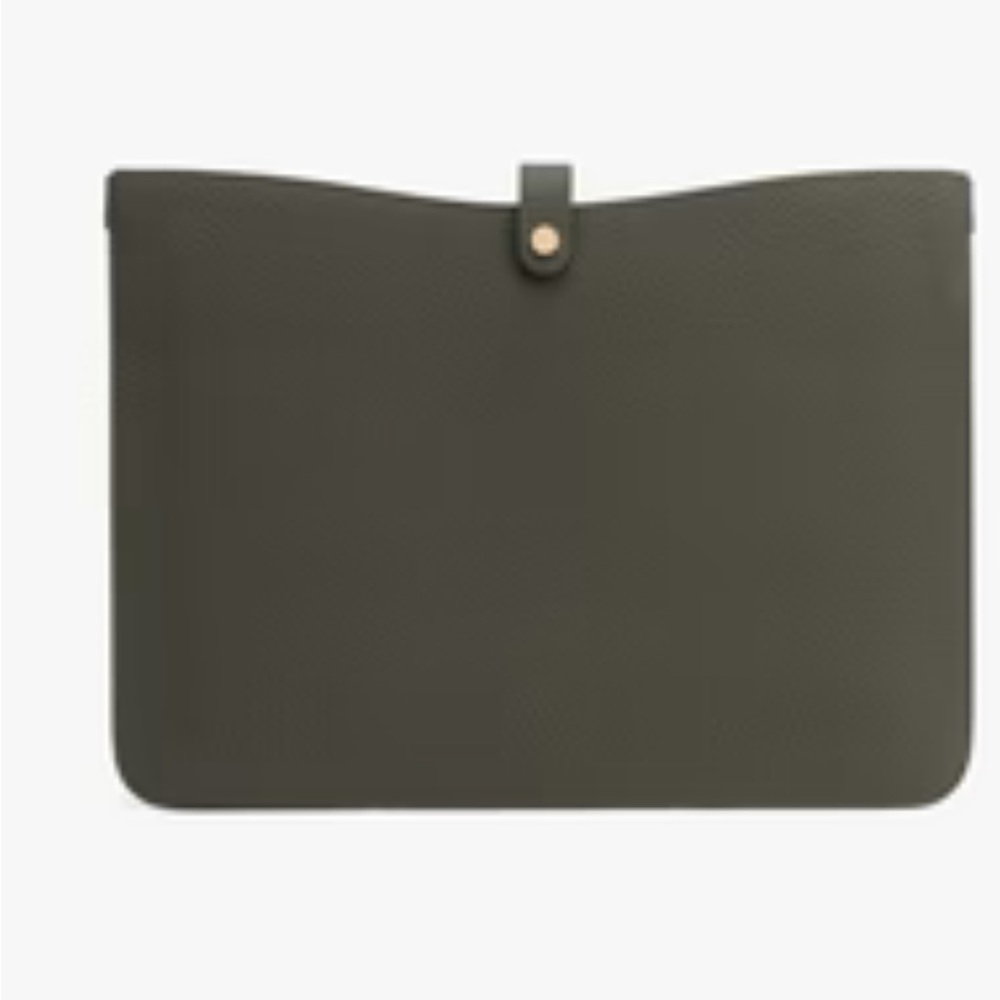 Cuyana italian leather system zipper tote 16” in olive green - Picture 3 of 12